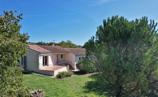 Villa in Uzès, Occitania, France 1