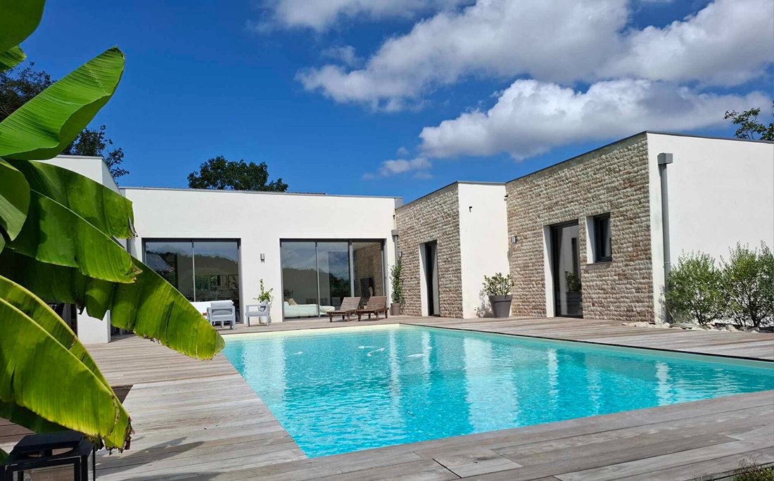 Villa in Ramasse, Auvergne-Rhône-Alpes, France 1 - 17986683