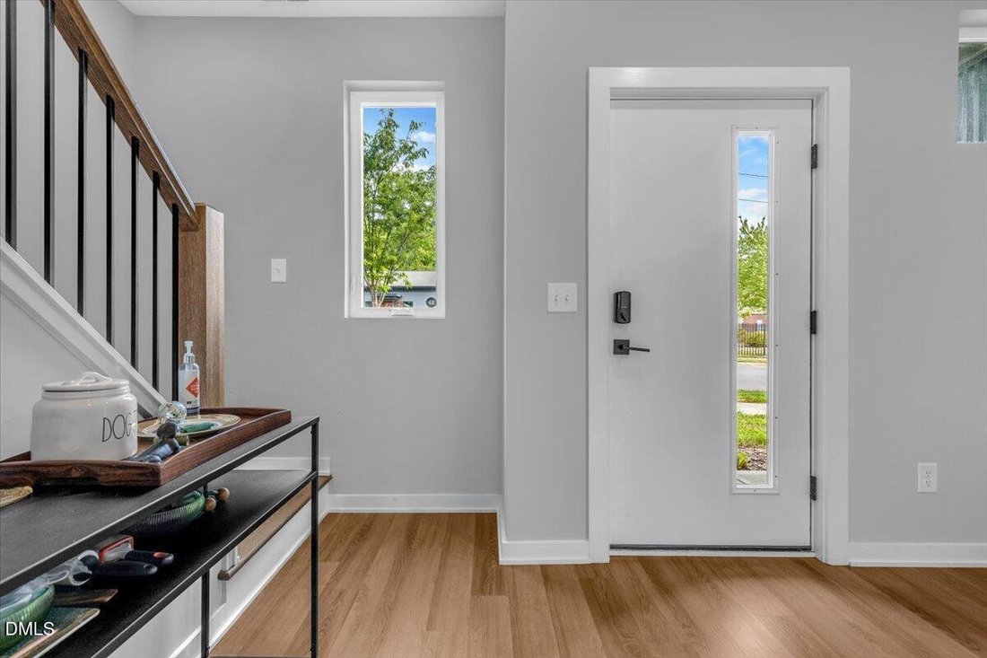 Townhouse in Raleigh, North Carolina, United States 5 - 17984668