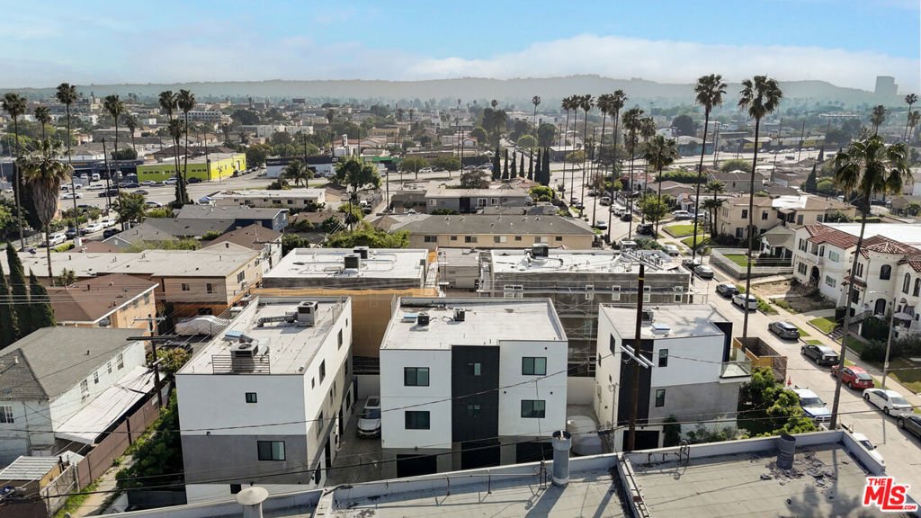 Los Angeles, California, United States 4 - 17987563