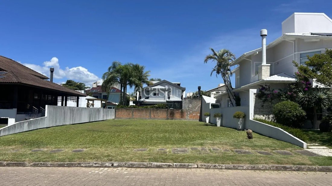 Land in Florianópolis, State of Santa Catarina, Brazil 2 - 17986725