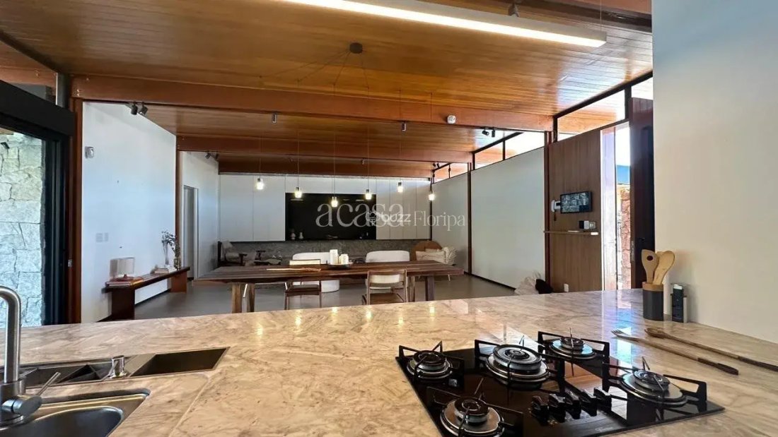 House in Florianópolis, State of Santa Catarina, Brazil 3 - 17984544