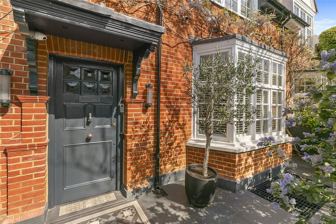 House in Turnham Green, Hounslow, England 5 - 17985531