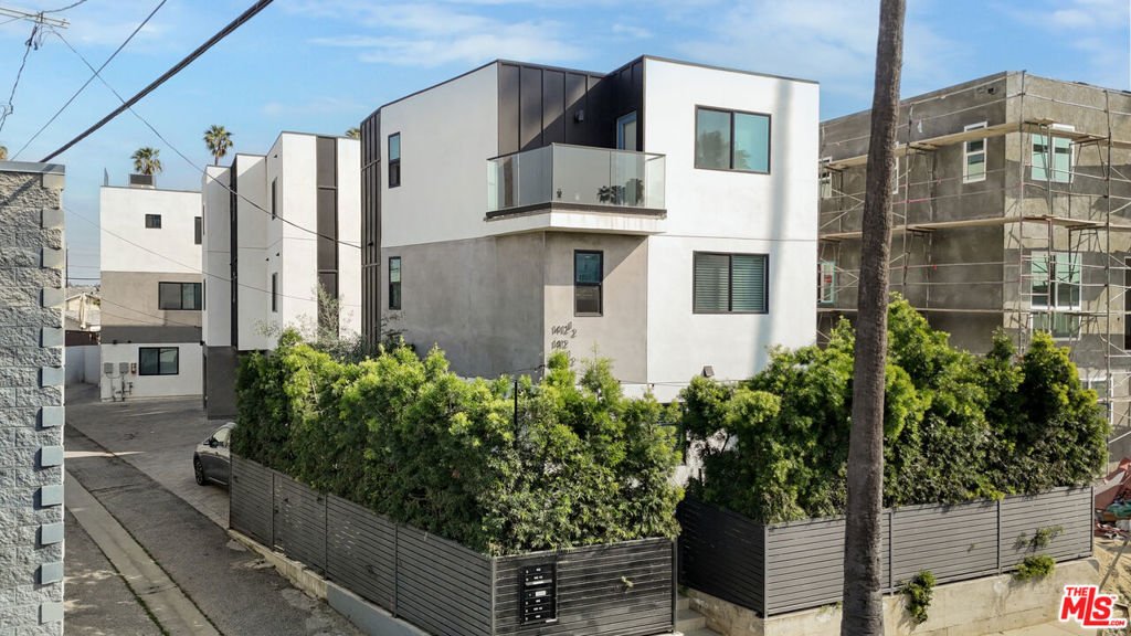 Los Angeles, California, United States 1 - 17987563