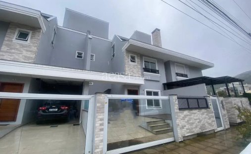 House in Florianópolis, State of Santa Catarina, Brazil 1