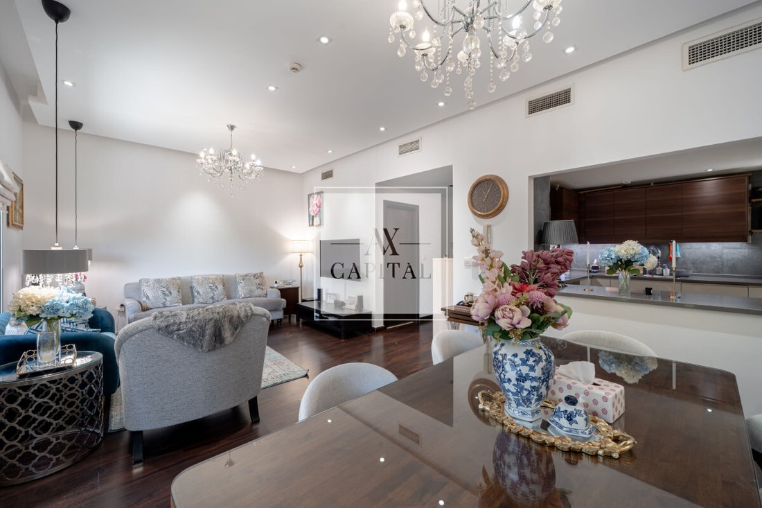 Apartment in Jumeirah, Dubai, United Arab Emirates 4 - 17984637