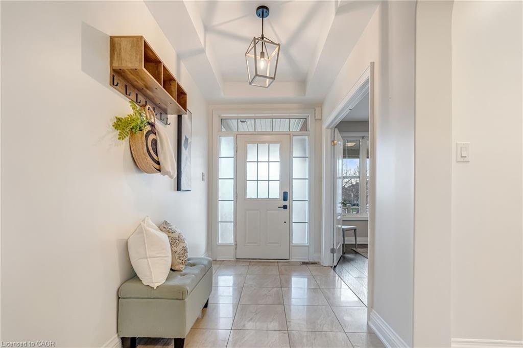 House in Milton, Ontario, Canada 4 - 17984023