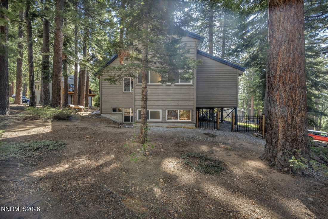 House in Incline Village, Nevada, United States 4 - 17985021