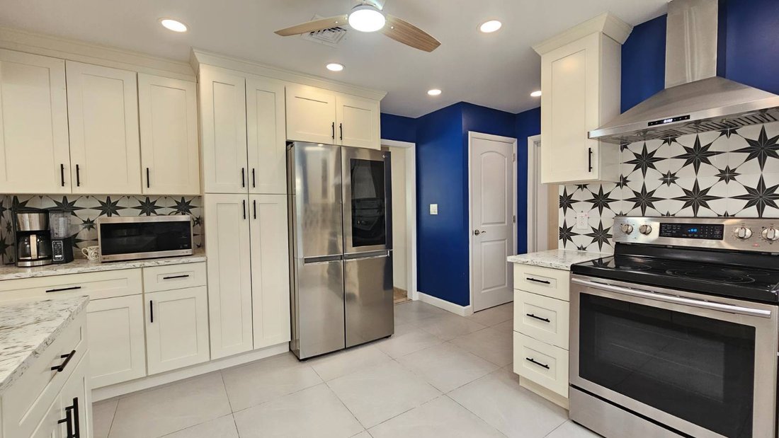 House in Syosset, New York, United States 5 - 17984422