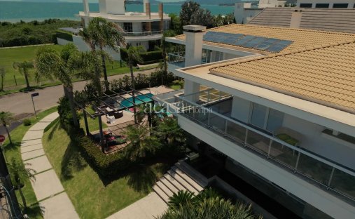 Casa en Jurerê Internacional, Santa Catarina, Brasil 1