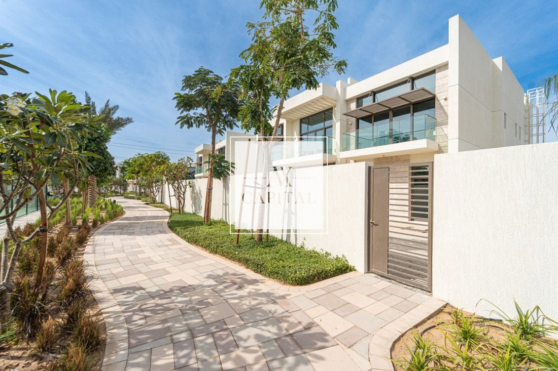 Villa in Al Thanyah 5, Al Thanyah, Dubai 1 - 17984520