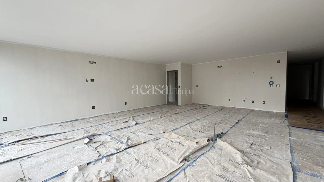 Apartment in Florianópolis, State of Santa Catarina, Brazil 2 - 17986132