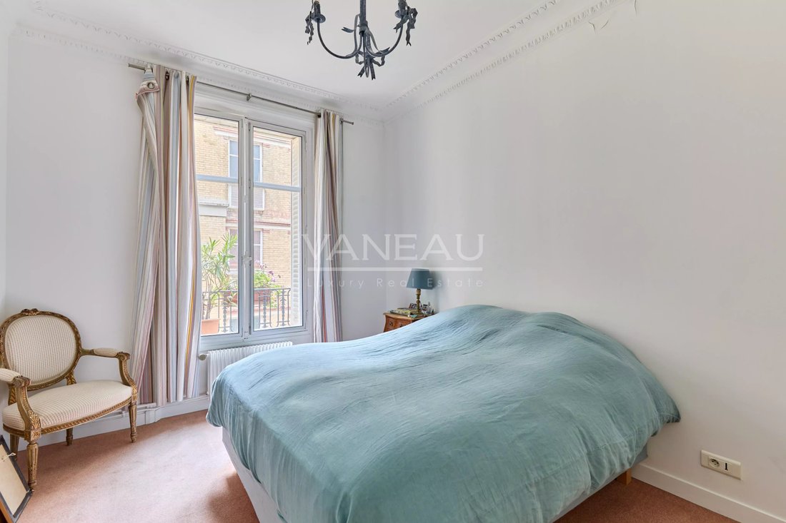 Apartment in Val de Grace, Paris 5e Arrondissement, Paris 5 - 17986377