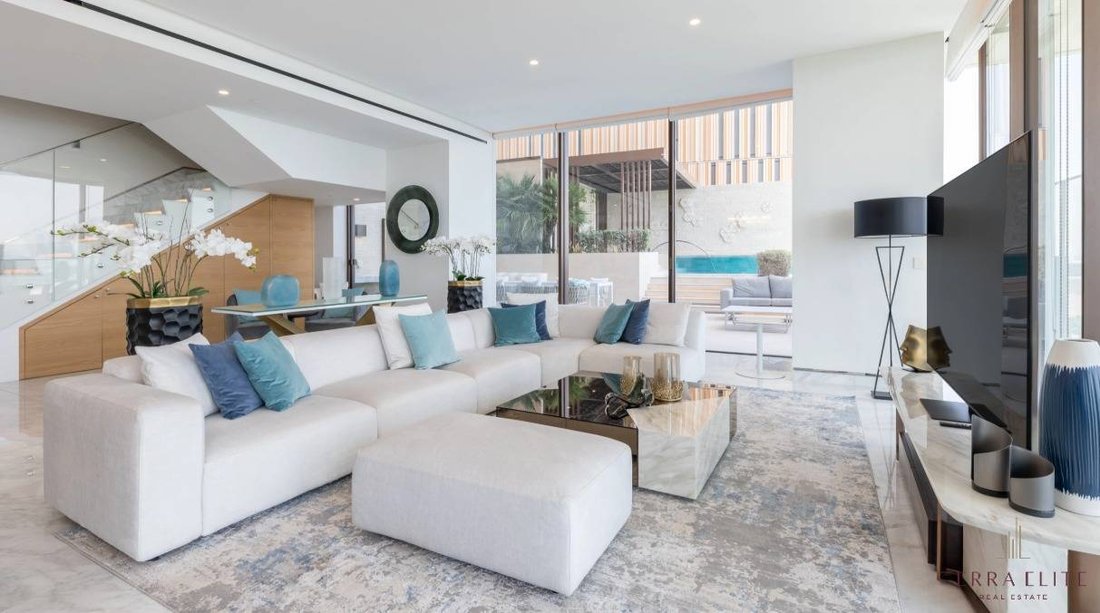Apartment in Palm Jumeirah, Dubai, United Arab Emirates 2 - 17985368