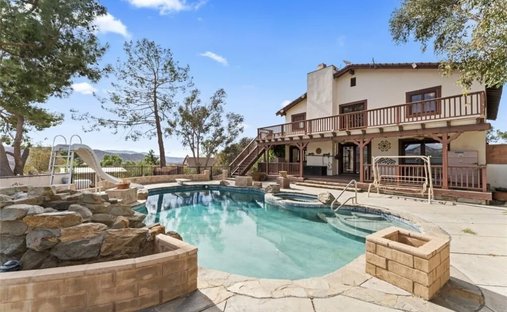 House in Santa Clarita, California, United States 1