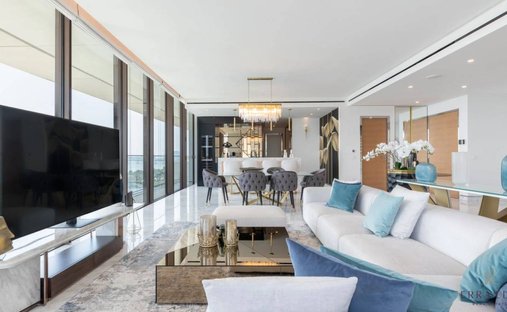 Apartment in Palm Jumeirah, Dubai, United Arab Emirates 1