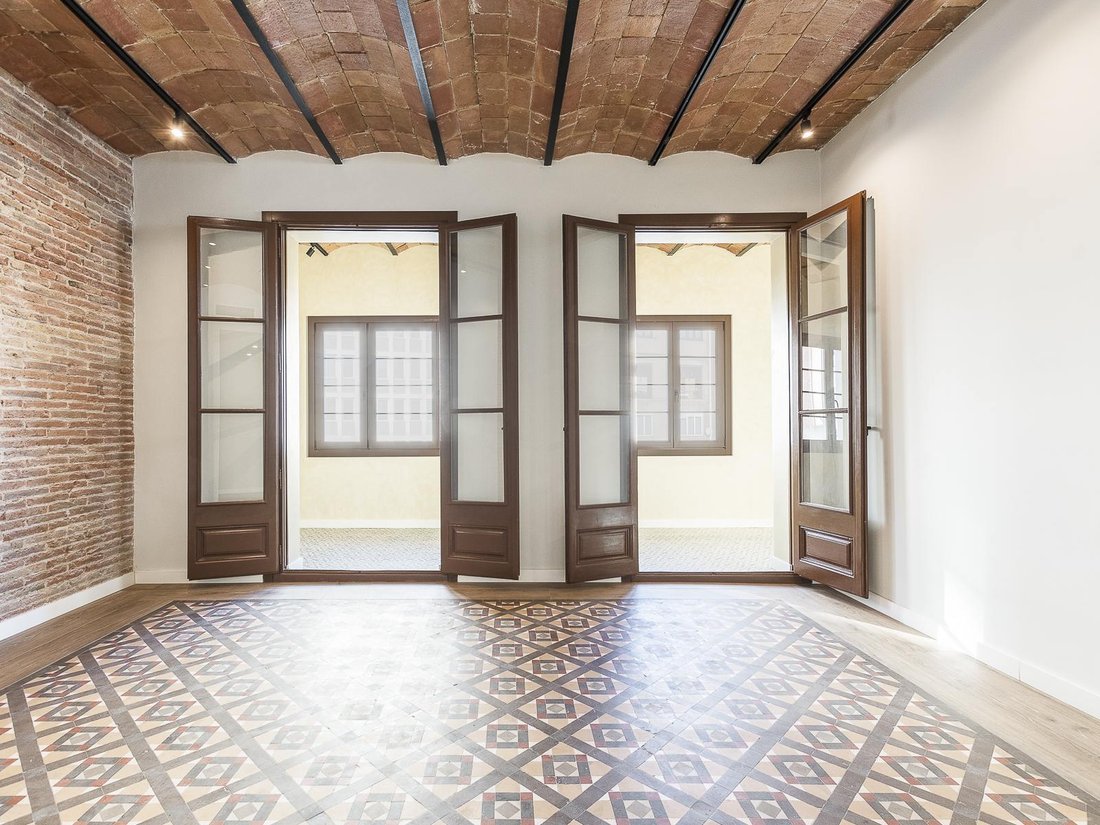 Apartment in Eixample, Barcelona, Spain 5 - 14899521