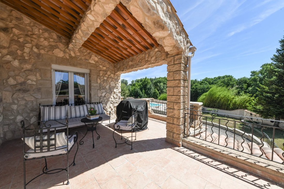 Villa in Uzès, Occitania, France 2 - 17986038