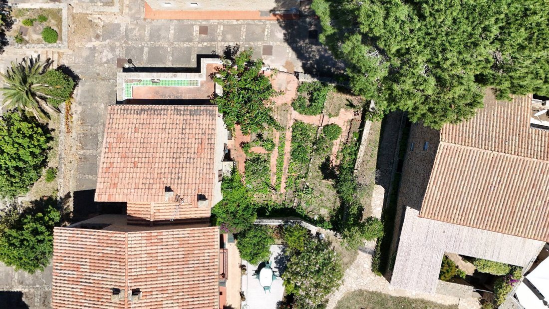 Villa in Arzachena, Sardinia, Italy 3 - 17990090