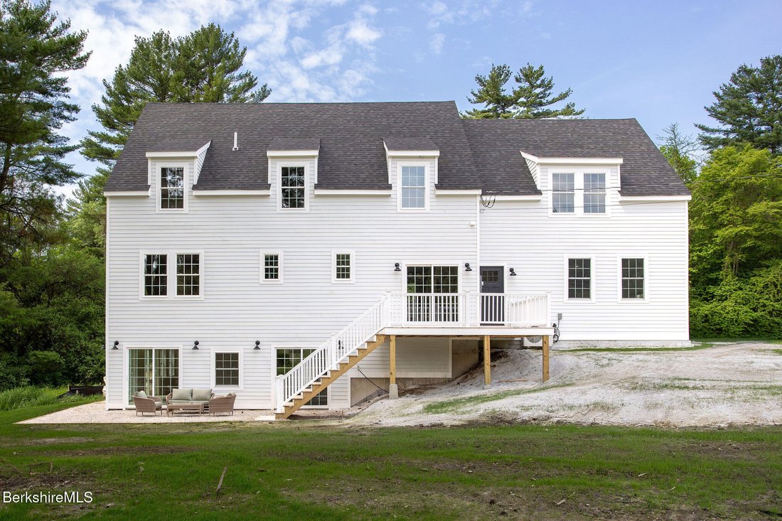 House in Great Barrington, Massachusetts, United States 4 - 17990663