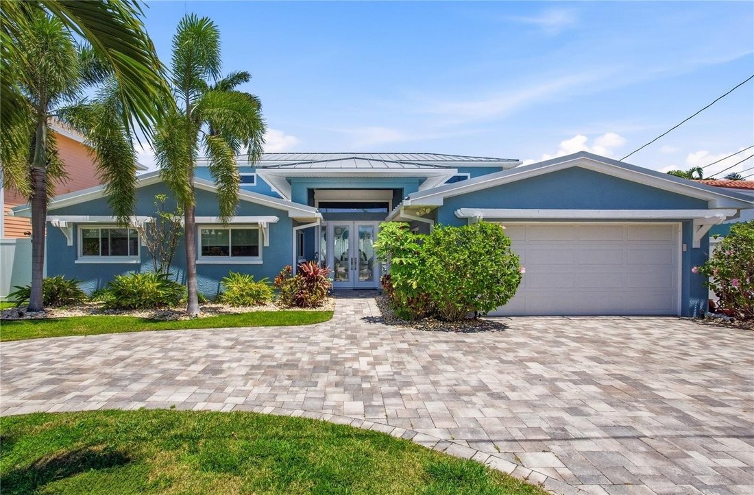 House in Madeira Beach, Florida, United States 2 - 17990402