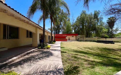 House in Juriquilla, Querétaro, Mexico 1