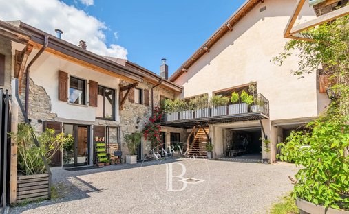 Casa a Sciez, Auvergne-Rodano-Alpi, Francia 1