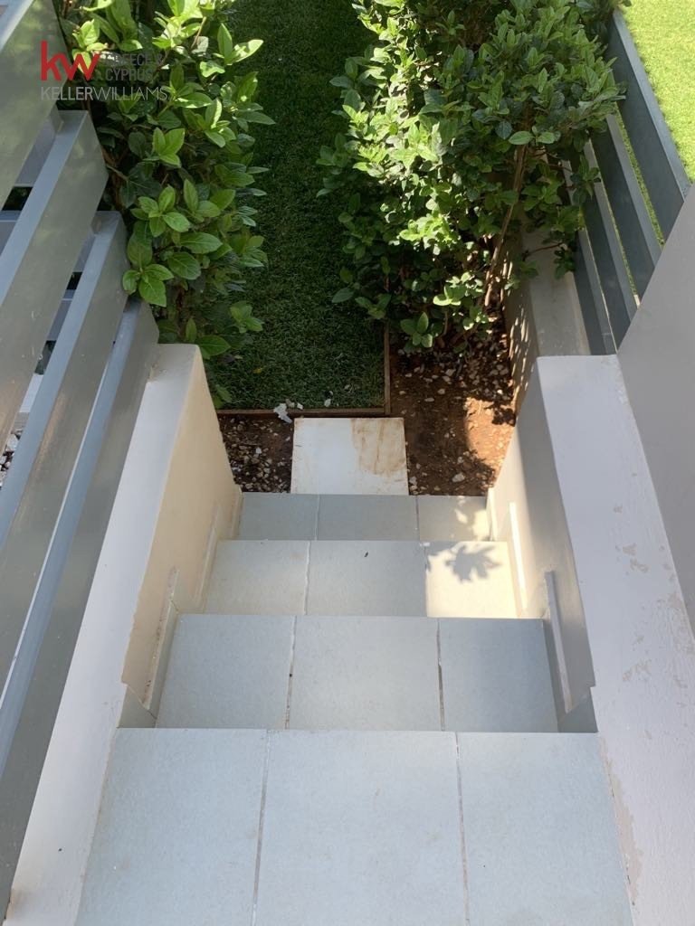 Apartment in Kalyvia Thorikou, Attica, Greece 4 - 17985549