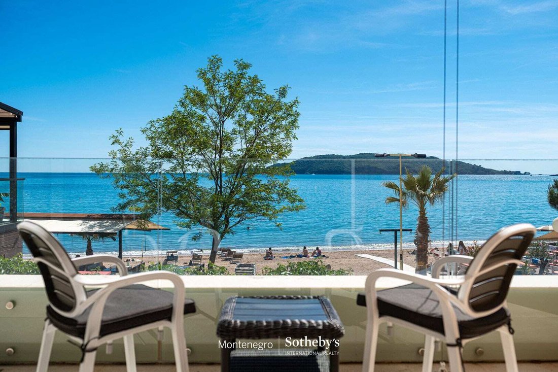 Apartment in Rafailovići, Budva Municipality, Montenegro 2 - 17986048