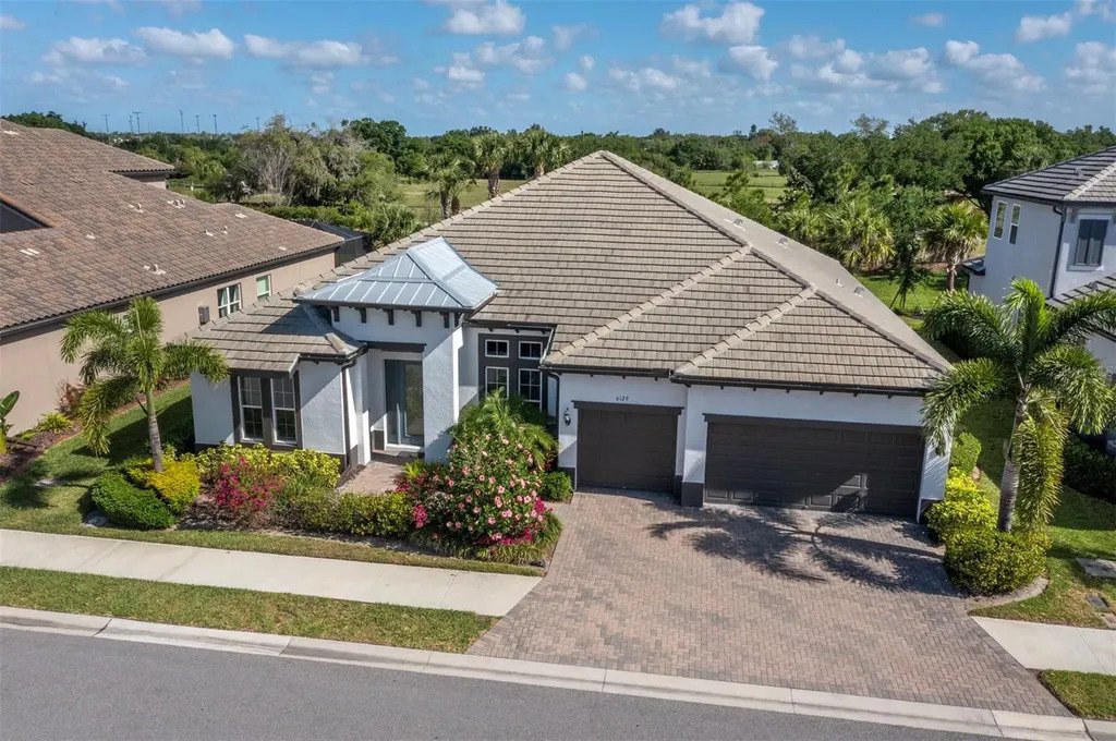 House in Sarasota, Florida, United States 1 - 17990537