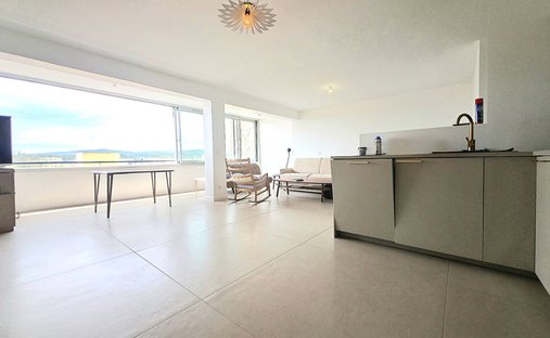 Apartment in Le Lavandou, Provence-Alpes-Côte d'Azur, France 1