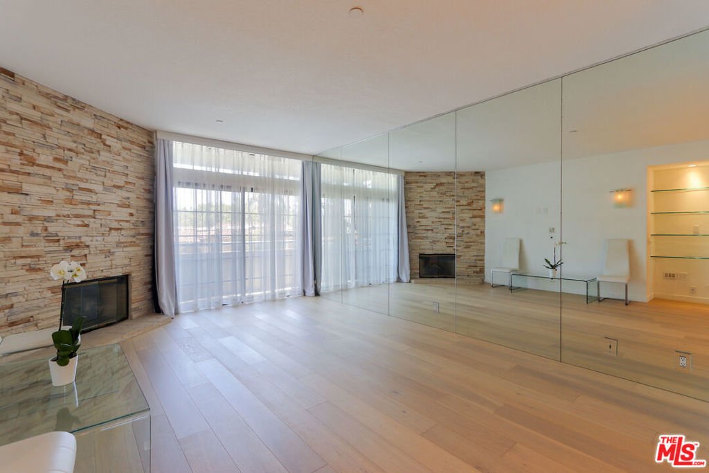 Condo in Beverly Hills, California, United States 4 - 17985030