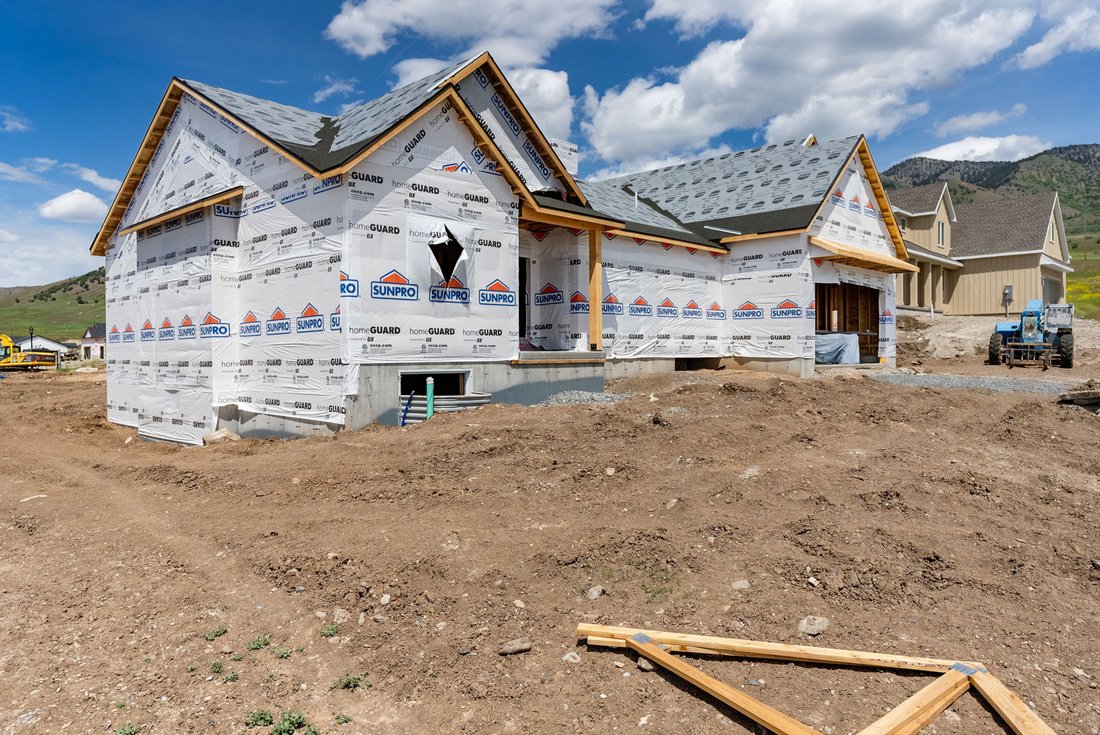 House in Hyde Park, Utah, United States 3 - 17987490