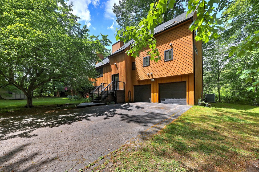 House in Stratford, Connecticut, United States 4 - 17984309