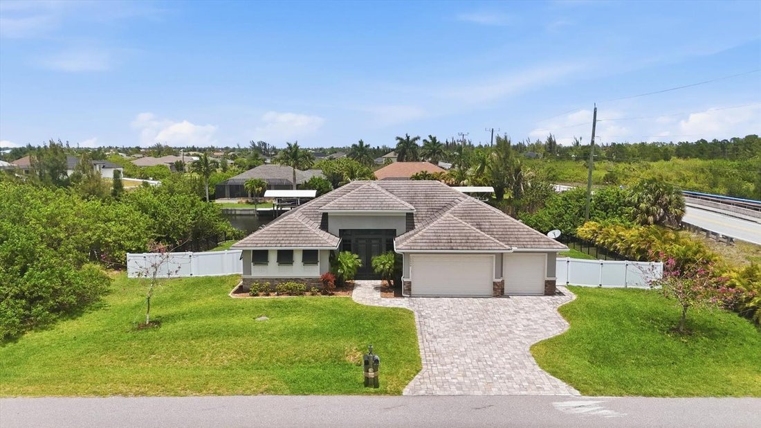 House in Port Charlotte, Florida, United States 3 - 17984451