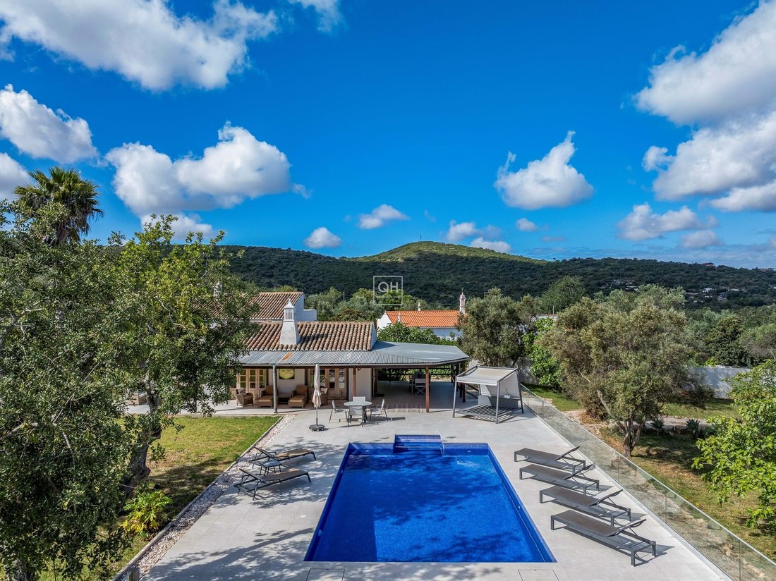 Villa in Santa Barbara de Nexe, Algarve, Portugal 2 - 17986743