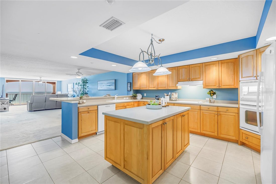 Condo in Madeira Beach, Florida, United States 5 - 17333441