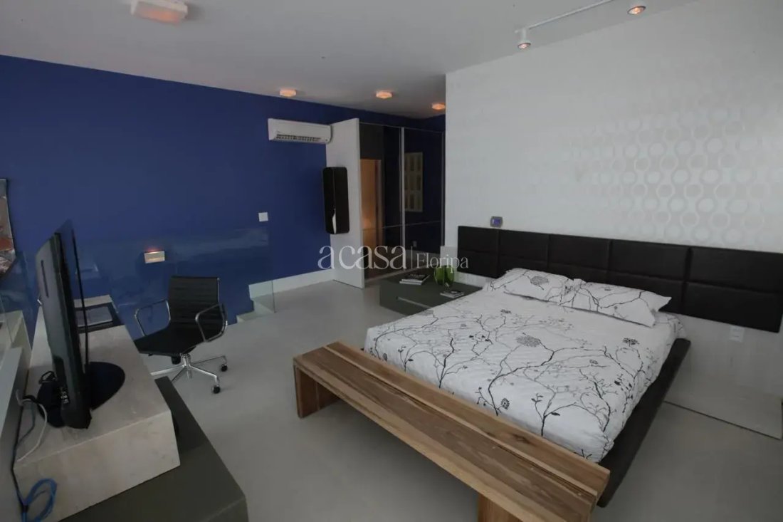 Apartment in Florianópolis, State of Santa Catarina, Brazil 4 - 17986366