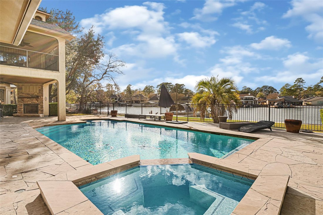 House in Montgomery, Texas, United States 4 - 17985532