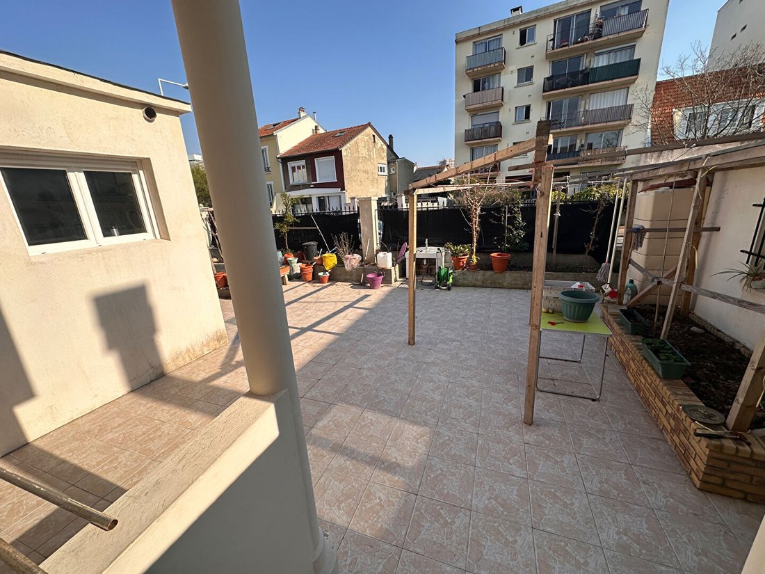 Villa in Centre, Nanterre, France 5 - 17986583