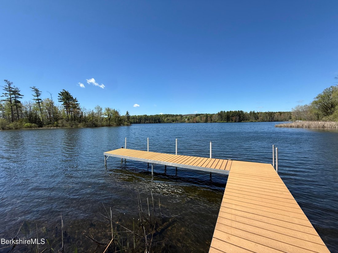 Land in Lenox, Massachusetts, United States 1 - 17990653