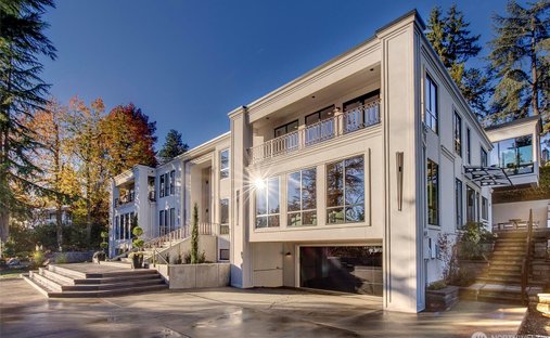 House in Medina, Washington, United States 1