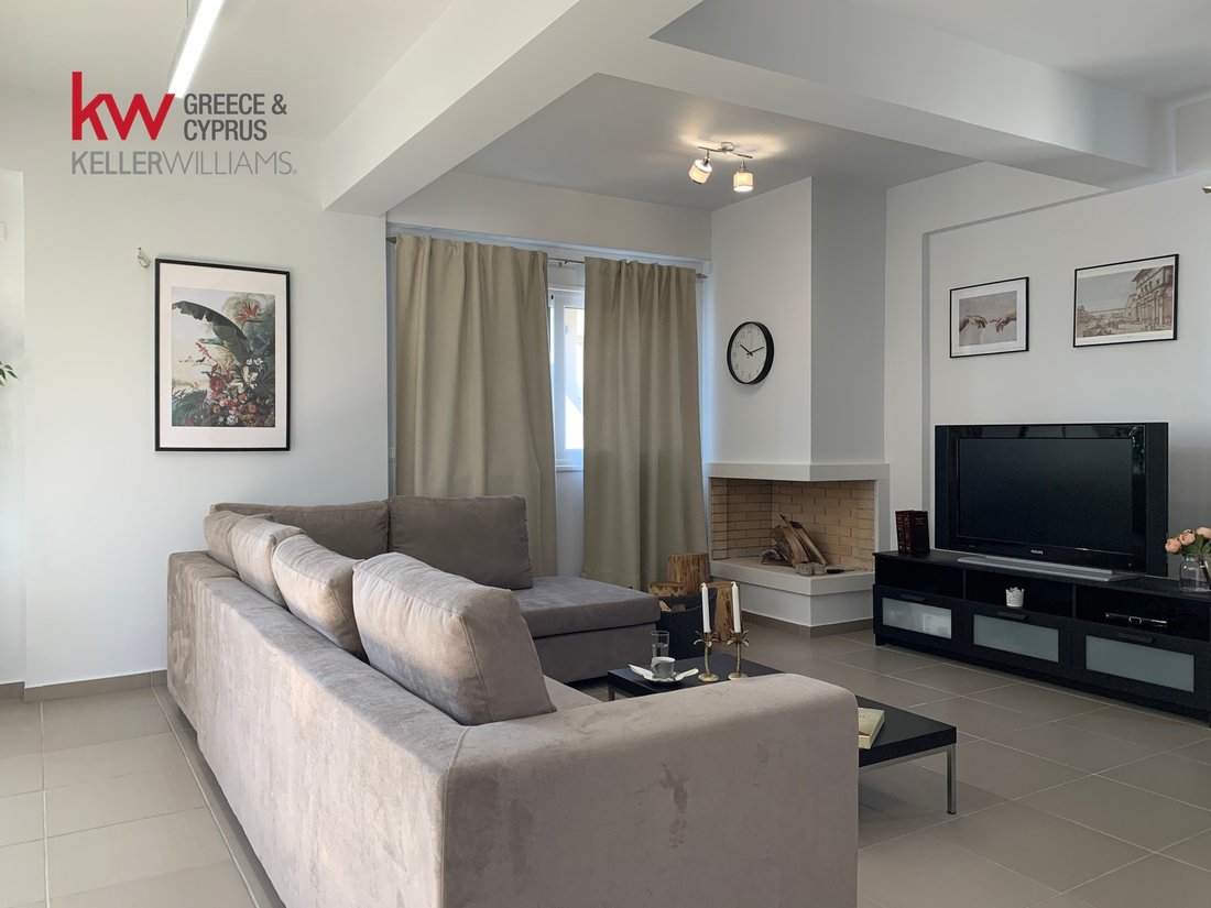 Apartment in Kalyvia Thorikou, Attica, Greece 3 - 17985533