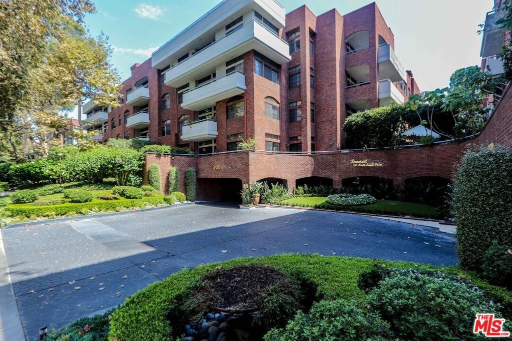 Condo in Beverly Hills, California, United States 2 - 17985030