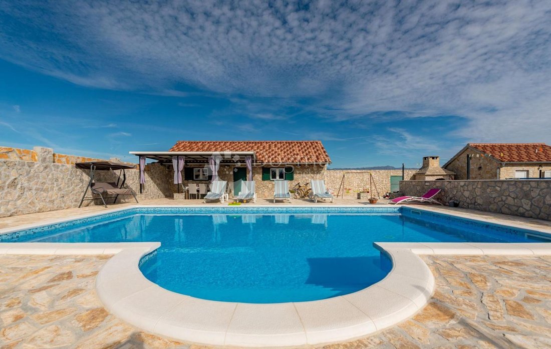 House in Grad Benkovac, Zadar County, Croatia 1 - 17989267