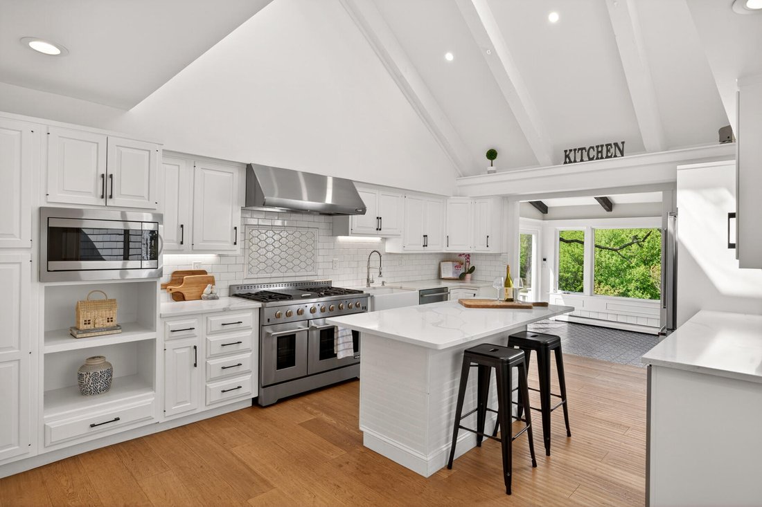 House in Yarmouth, Massachusetts, United States 4 - 17990669