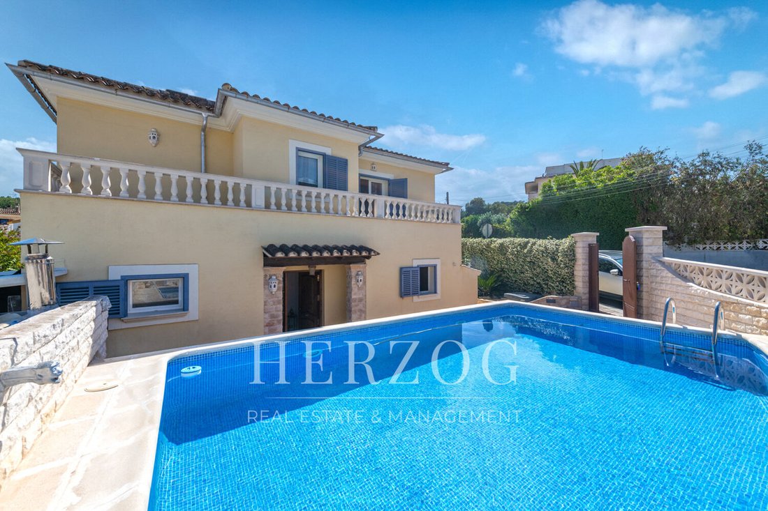 Chalet in Cala Fornells, Calvia, Balearic Islands 2 - 17985036