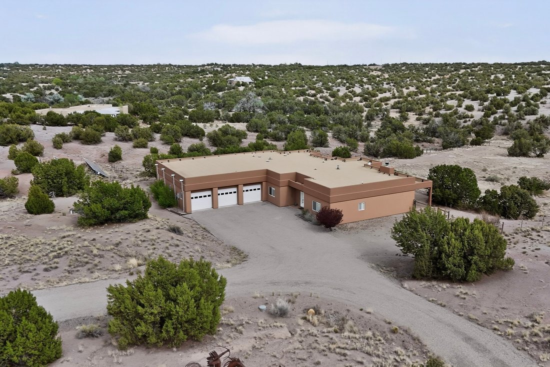 House in Santa Fe, New Mexico, United States 4 - 17987217