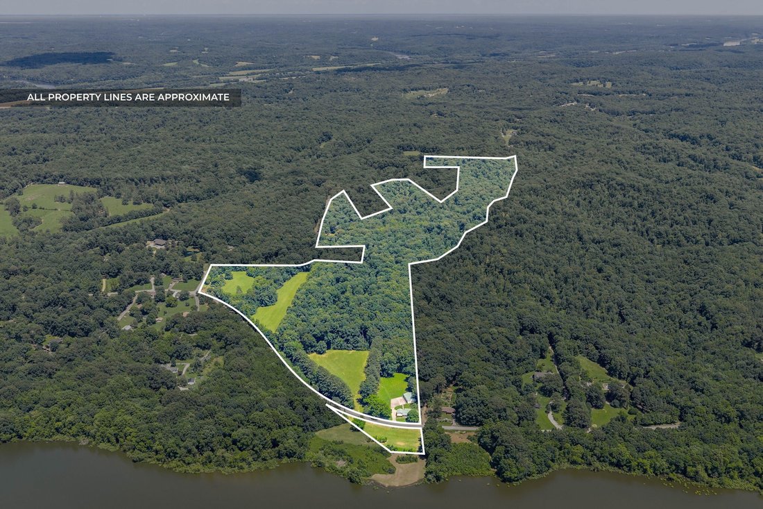 House in Dover, Tennessee, United States 3 - 17985829
