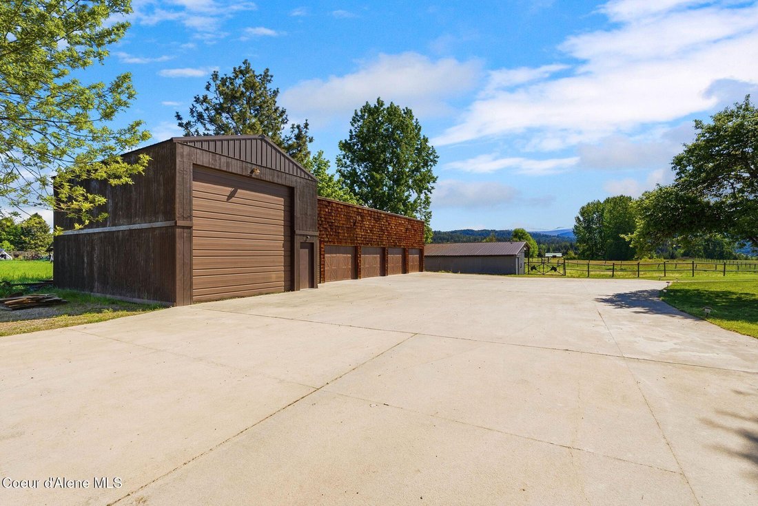 House in Sandpoint, Idaho, United States 3 - 17988152